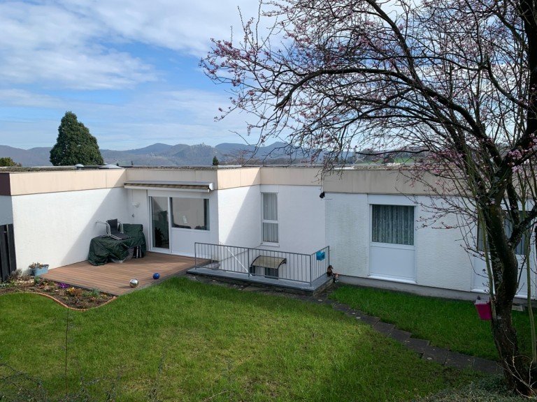 R�ckansicht mit Terrasse Wachtberg / Lie�em Einfamilienhaus WACHTBERG LIESSEM, in toller Lage, Einfamilien- Haus mit ca. 165 Wfl. 7 Zimmer, KDB, Garten, Garage