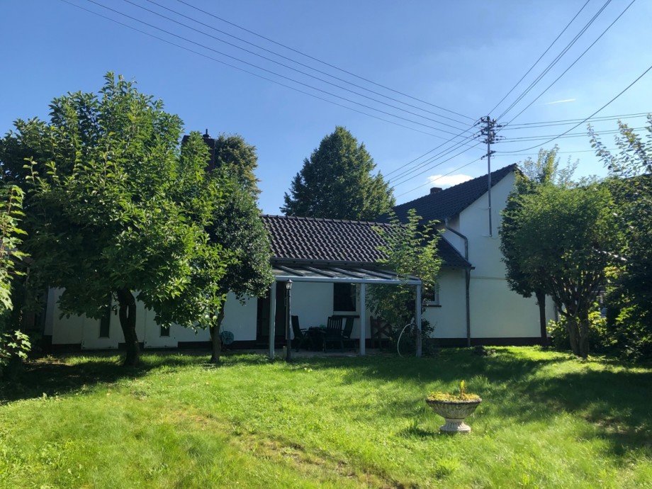 Garten mit Terrasse Einfamilienhaus Bonn
