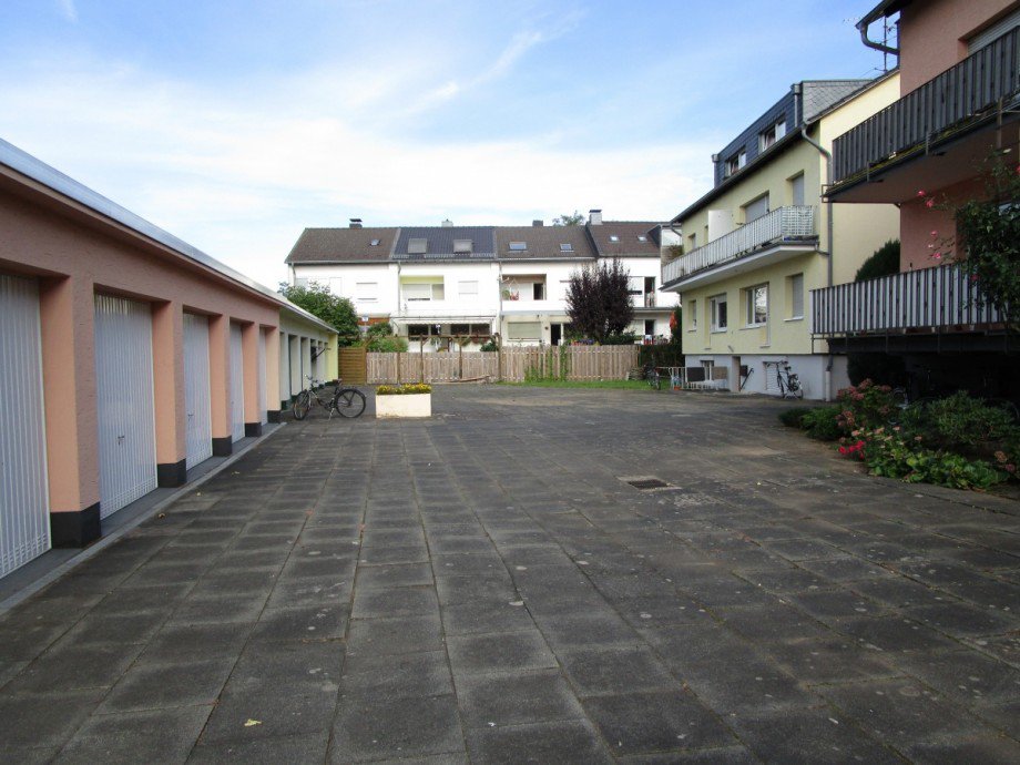 Hof Erdgeschosswohnung Bonn / P�tzchen