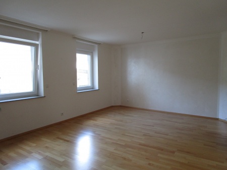 1.Wohnung Wohnzimmer Mehrfamilienhaus K�nigswinter