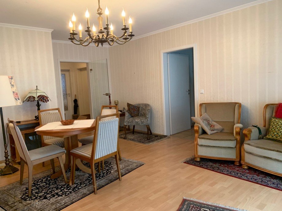 Wohn- Esszimmer Etagenwohnung Troisdorf