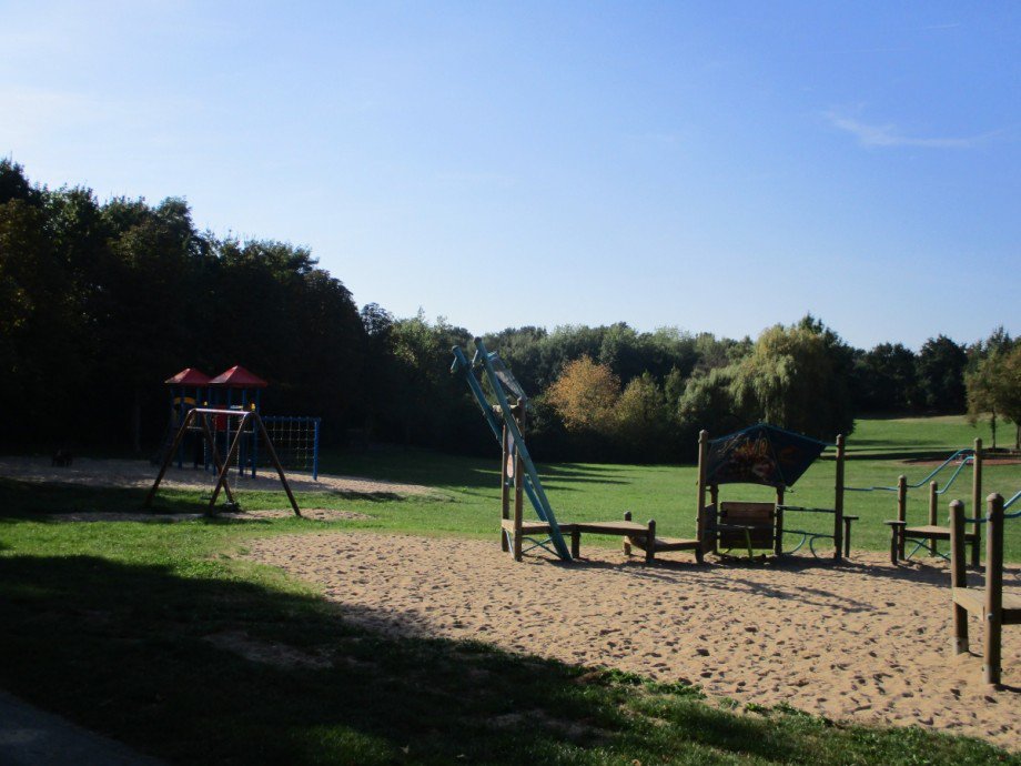 Park neben dem Haus Erdgeschosswohnung Sankt Augustin