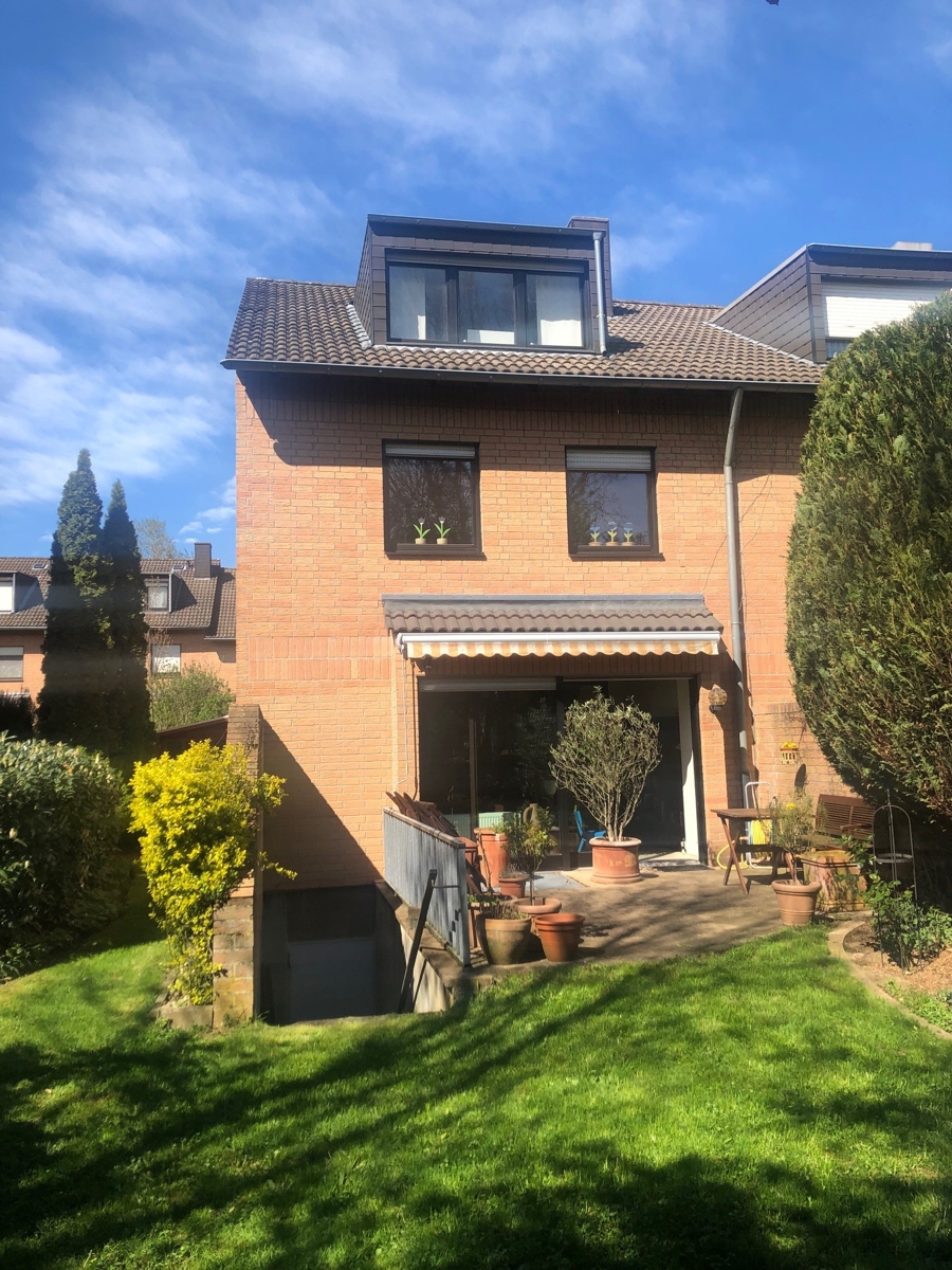 R�ckansicht Reiheneckhaus Sankt Augustin