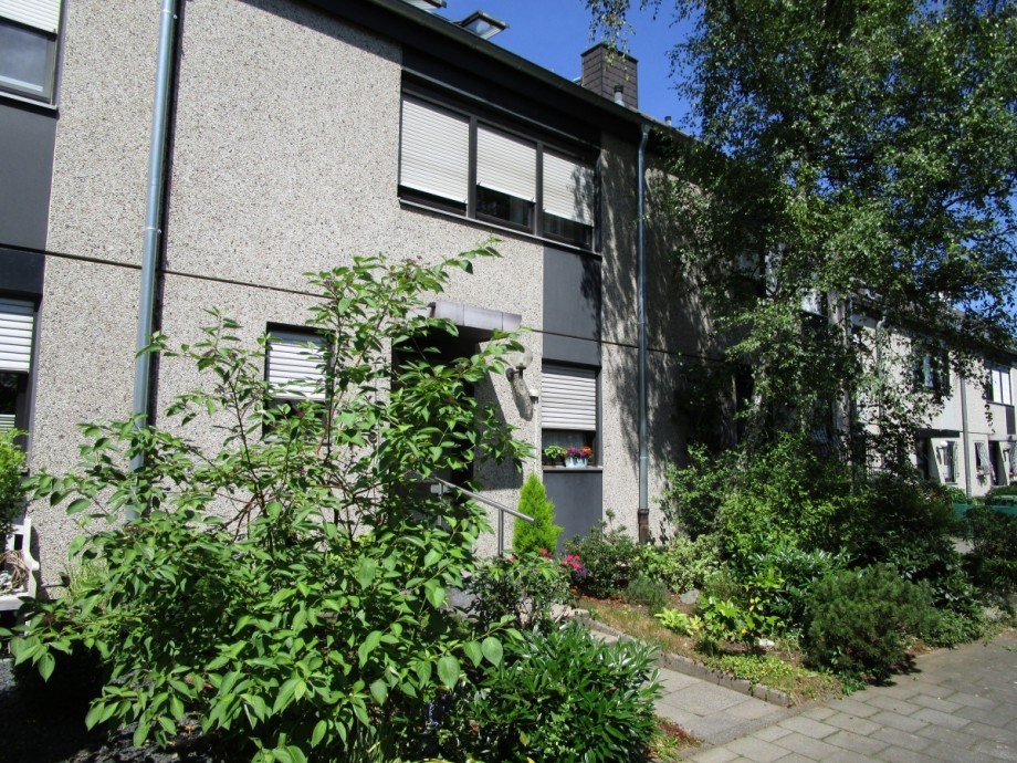 Hausansicht vorne Reihenmittelhaus Sankt Augustin / Menden (Rheinland)