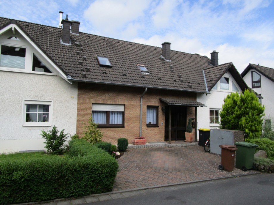 Hausansicht Zweifamilienhaus Sankt Augustin