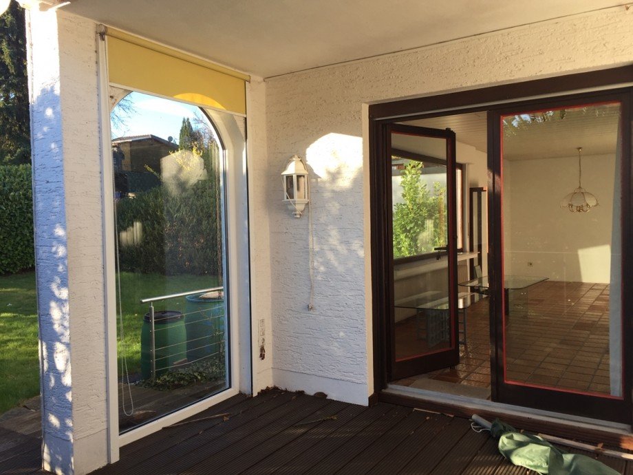Terrasse mit Markise Einfamilienhaus Much / Marienfeld