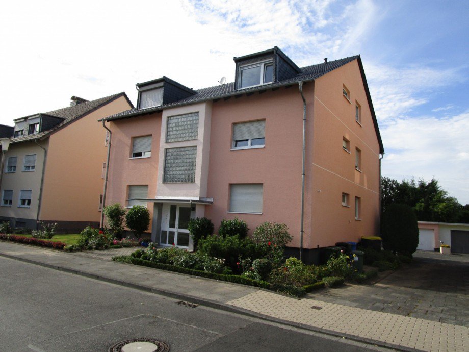 Hausansicht Erdgeschosswohnung Bonn / P�tzchen