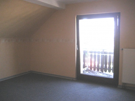 Ansicht Schlafzimmer 3 mit Zugang zur Loggia Einfamilienhaus Neunkirchen-Seelscheid / Breitscheid