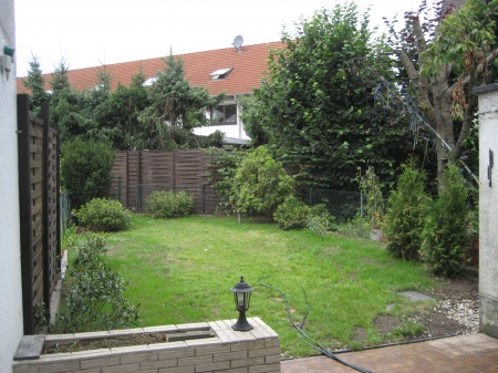 Ansicht Terrasse mit Garten Reihenhaus Sankt Augustin