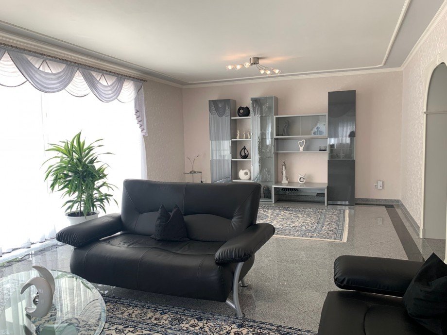 Ansicht Wohn,- Esszimmer Doppelhaush�lfte Sankt Augustin
