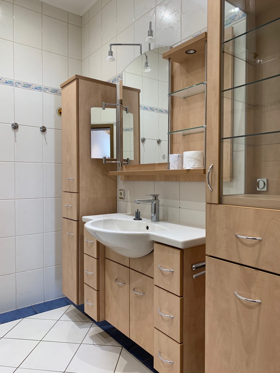 .Badezimmer Etagenwohnung K�nigswinter / Ittenbach