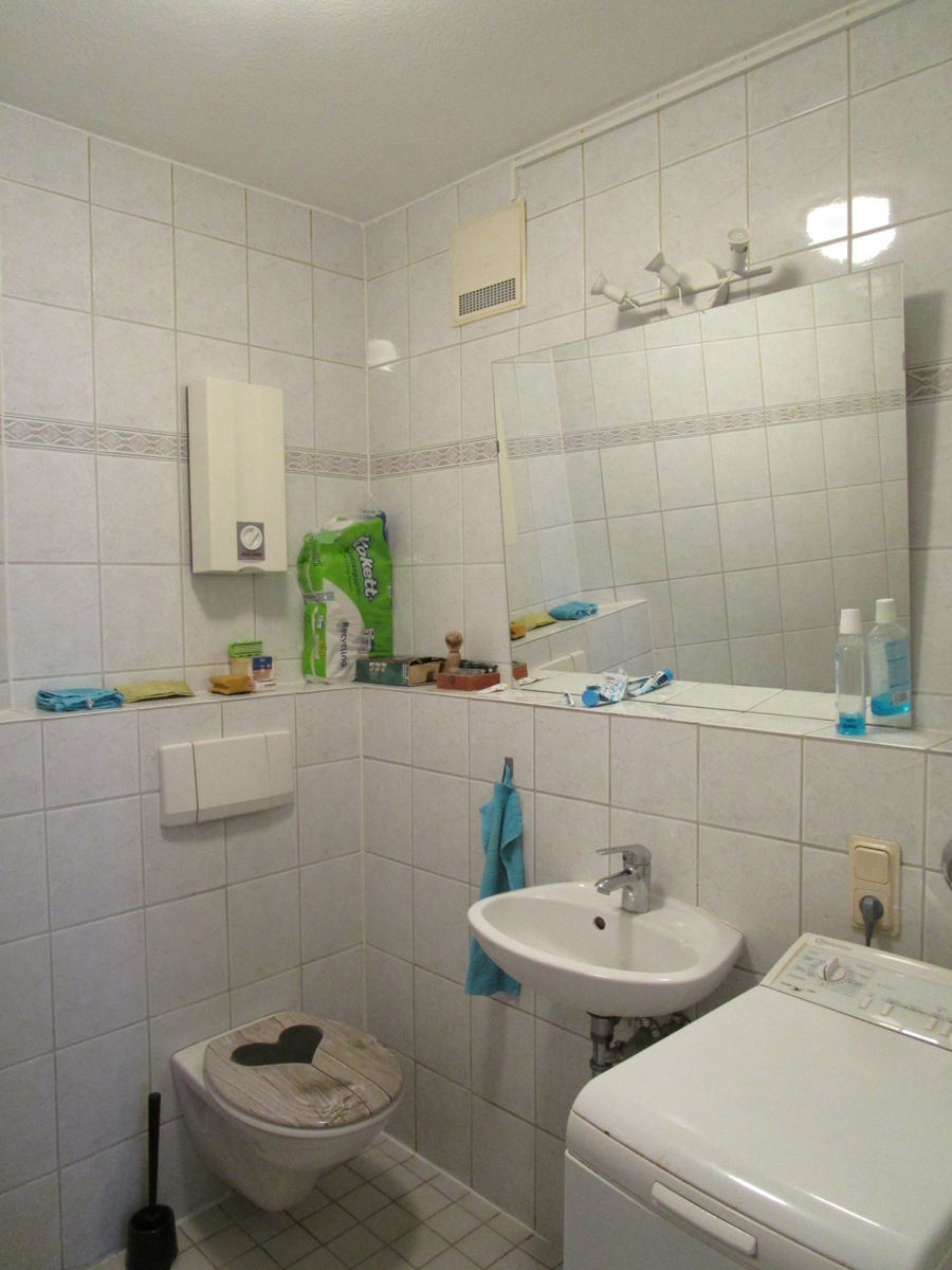 Dusche mit separatem WC Erdgeschosswohnung Hennef