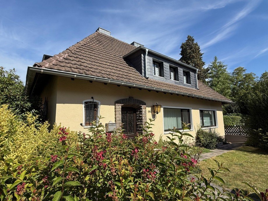 Hausansicht Einfamilienhaus Bonn