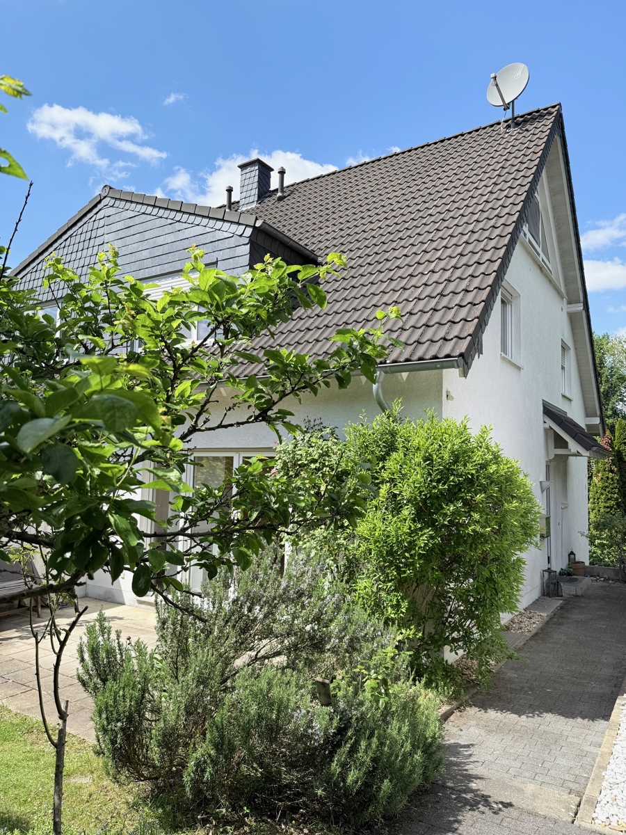 . Doppelhaush�lfte Sankt Augustin