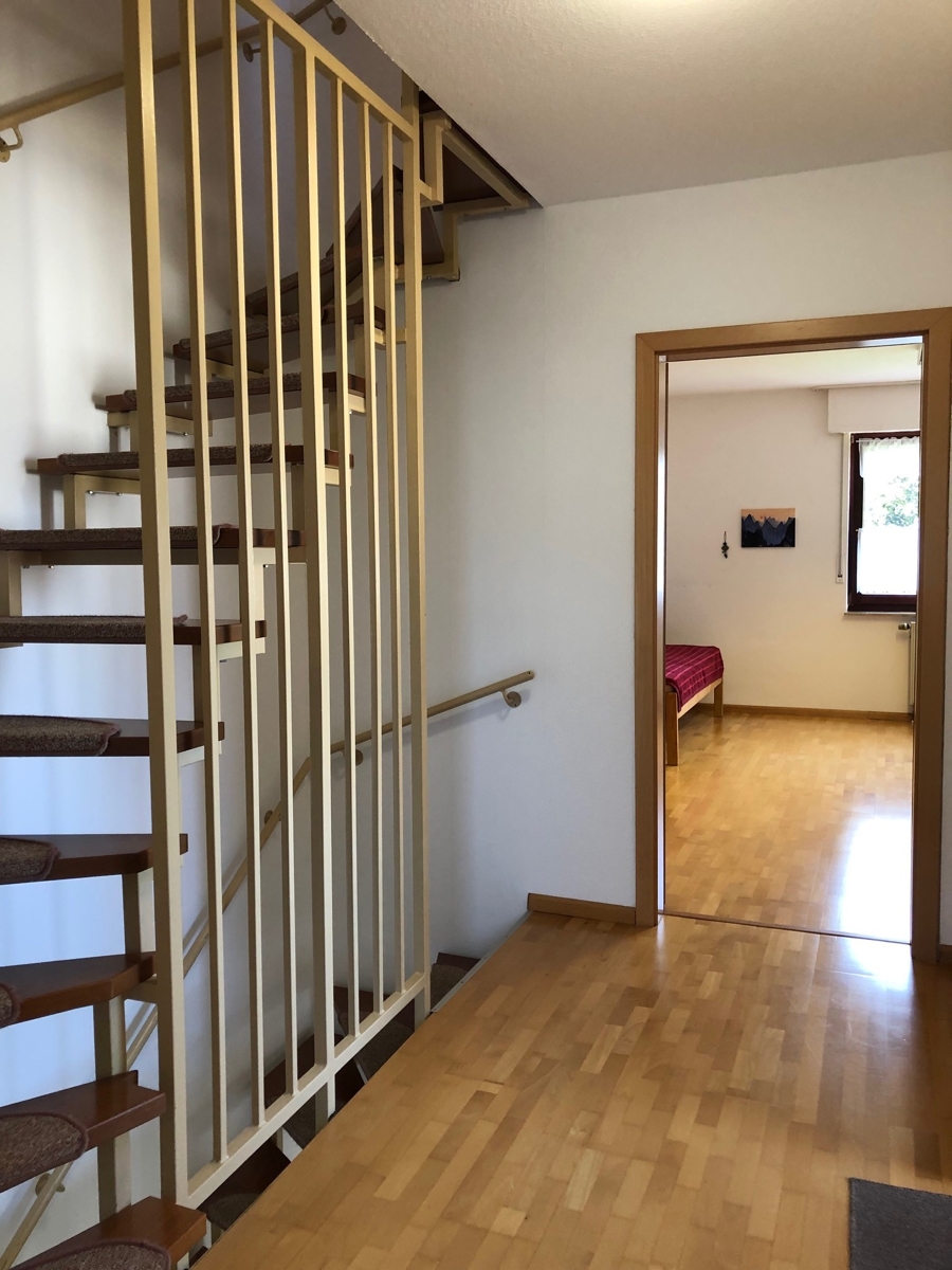 Flur im OG zum DG Reihenhaus Sankt Augustin