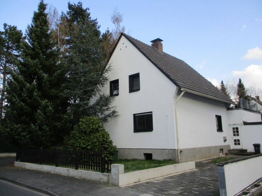 Hausansicht Erdgeschosswohnung Sankt Augustin