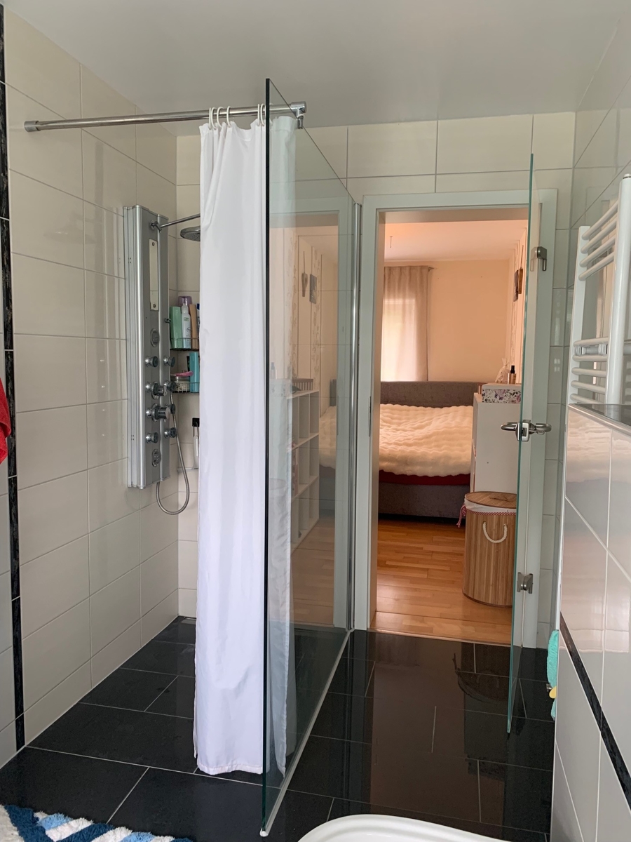Badezimmer im EG Einfamilienhaus Buchholz (Westerwald) / K�lsch-B�llesbach