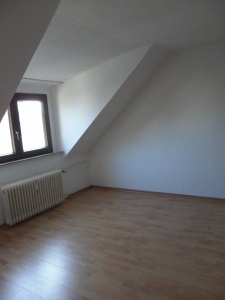 Schlafzimmeransicht 2 Etagenwohnung Bonn