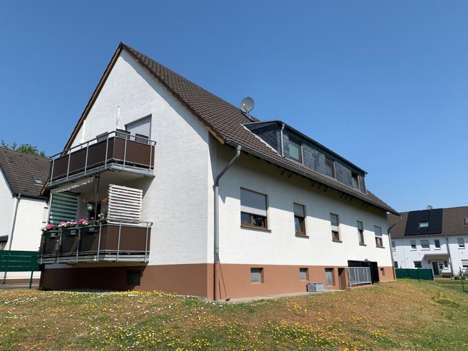 R�ckansicht Mehrfamilienhaus Sankt Augustin