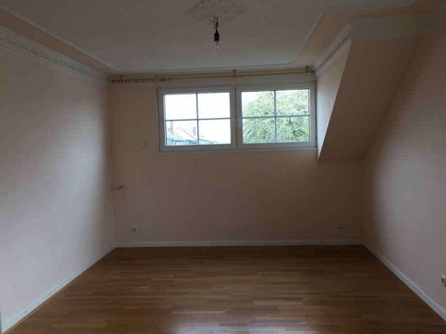 Zimmer 3 (DG-Whg.) Mehrfamilienhaus Sankt Augustin