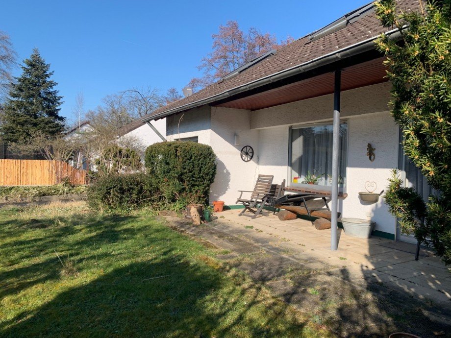 Terrasse zum Wohnzimmer Einfamilienhaus Sankt Augustin