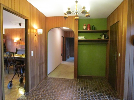 Diele mit Blick ins Wohnzimmer Bungalow Bonn / Holzlar