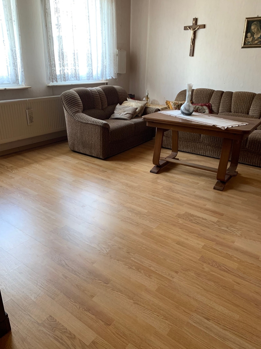 Wohnzimmer im 1. OG Einfamilienhaus Siegburg