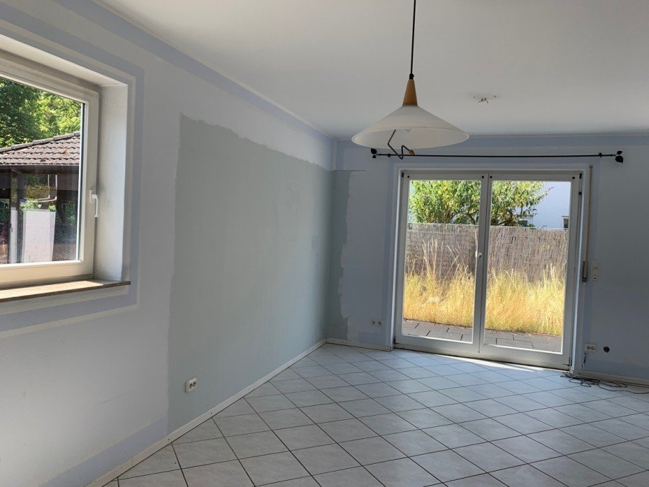 Wohn,- Esszimmer Doppelhaush�lfte Niederkassel