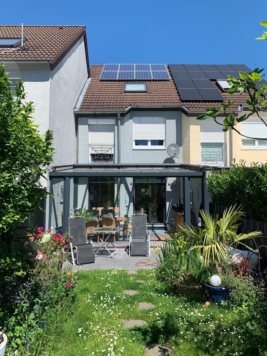 R�ckansicht mit Wintergarten Reihenhaus Sankt Augustin