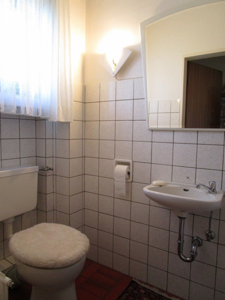 G�ste-WC im EG Reiheneckhaus Sankt Augustin