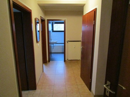 Diele Eitorf - Eitorf Erdgeschosswohnung EITORF, top renovierte 2-Zimmerwohnung in zentraler Lage mit neuwertiger Einbauk�che und Stellplatz