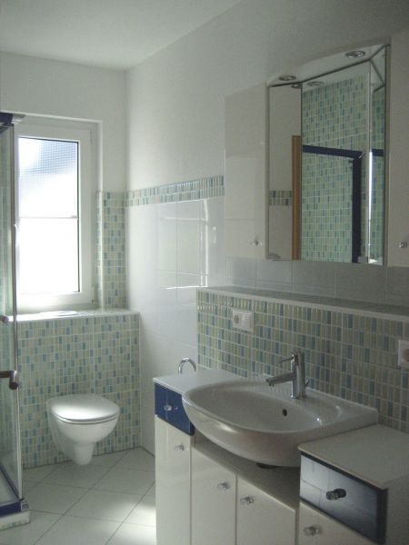 Badezimmer 1 Ansicht 2 Einfamilienhaus Wolperath