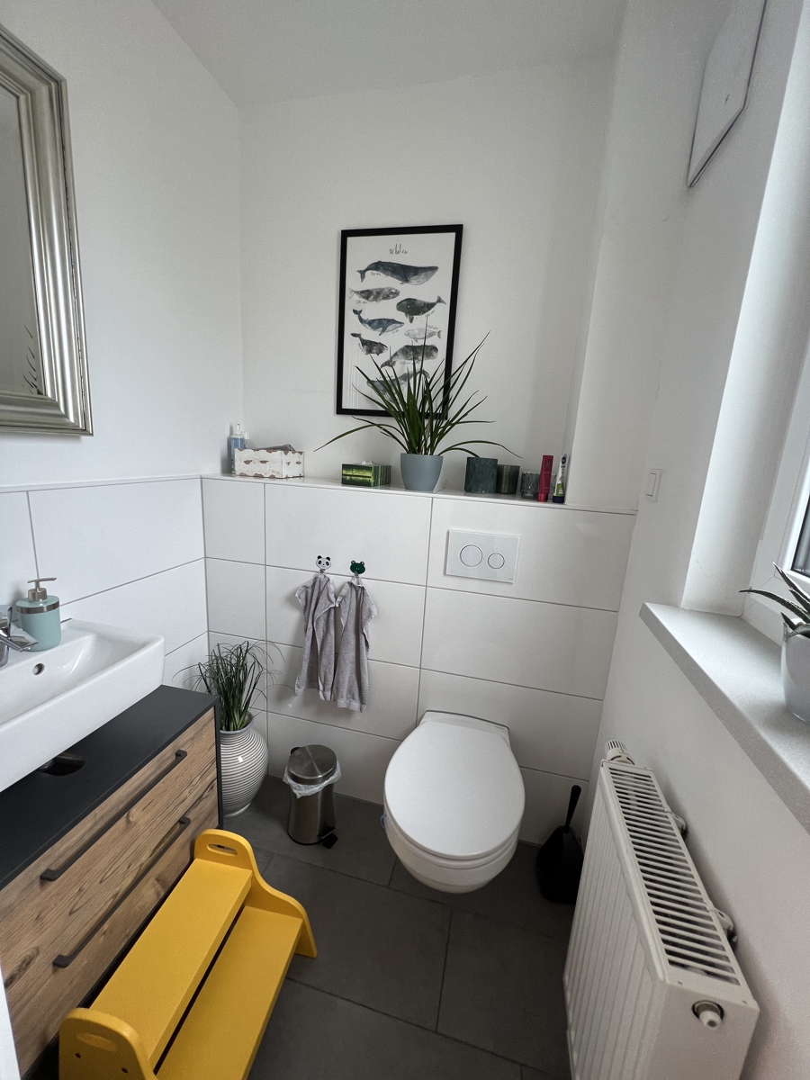 G�ste-WC Doppelhaush�lfte Pulheim / Geyen