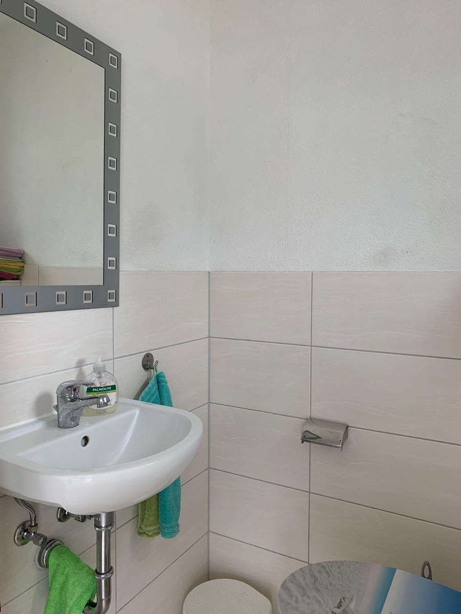 G�ste-WC mit Fenster Einfamilienhaus Buchholz (Westerwald) / K�lsch-B�llesbach