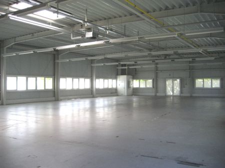 Halle II, Innenansicht 2 Lager Hennef