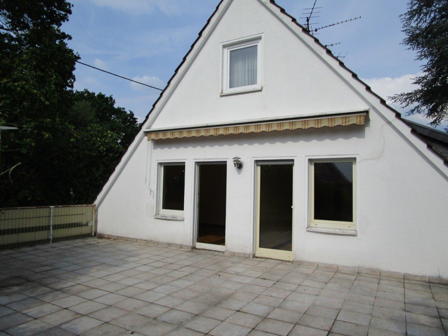 Ansicht gro�e Dachterrasse Zweifamilienhaus Sankt Augustin