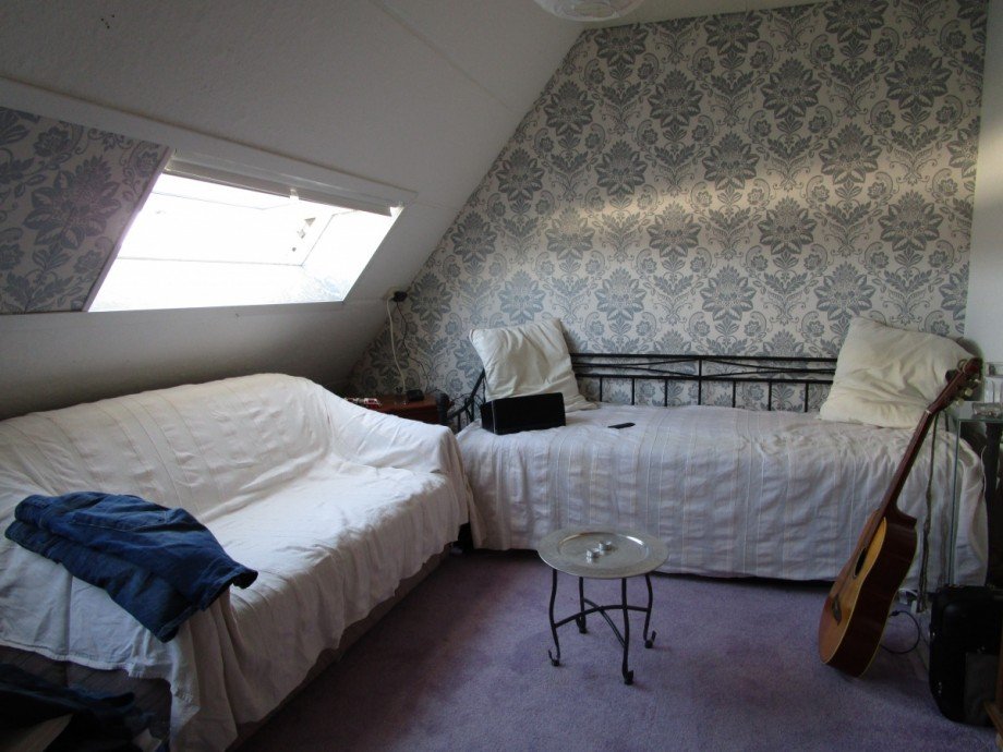 Sch�nes Zimmer im DG nach vorne Reihenhaus Sankt Augustin