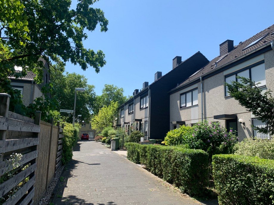 Weg zum haus Reihenhaus Sankt Augustin