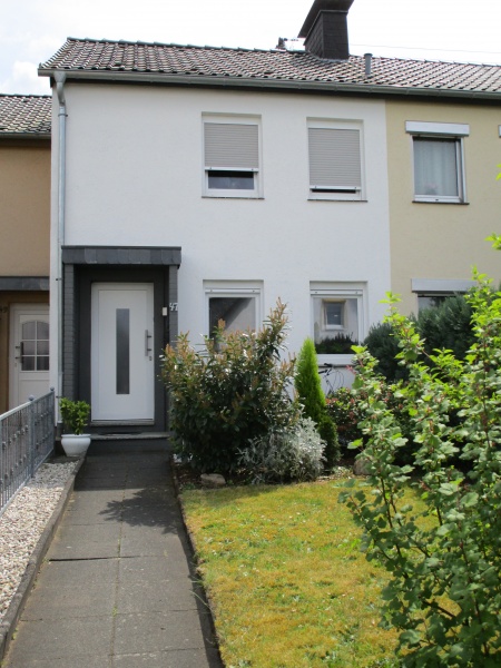 Hausansicht Reihenmittelhaus Sankt Augustin