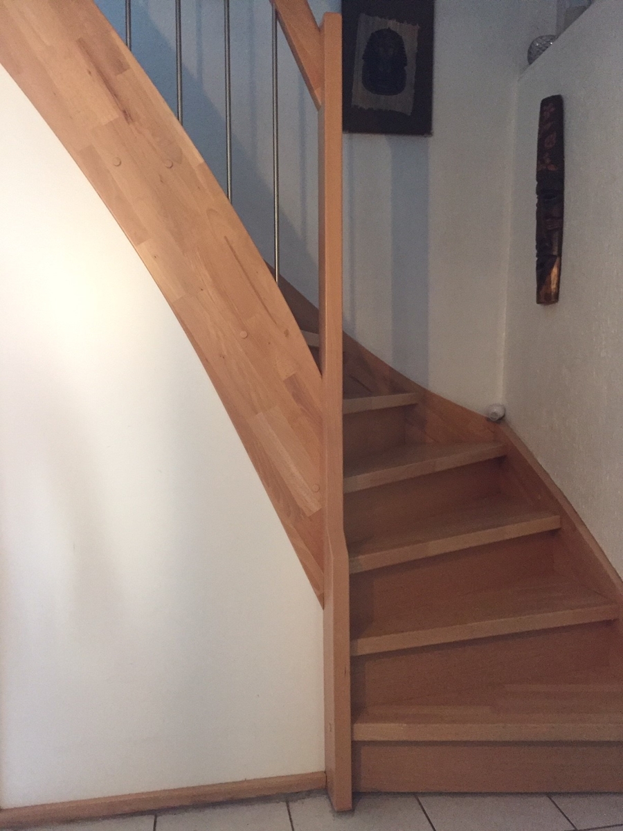 Flur und Treppenhaus Doppelhaush�lfte Sankt Augustin