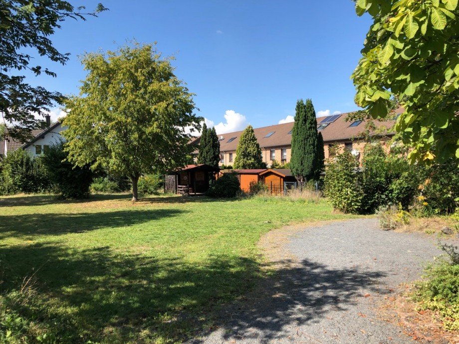 Gr�nfl�che - Wohnumgebung Reihenhaus Sankt Augustin