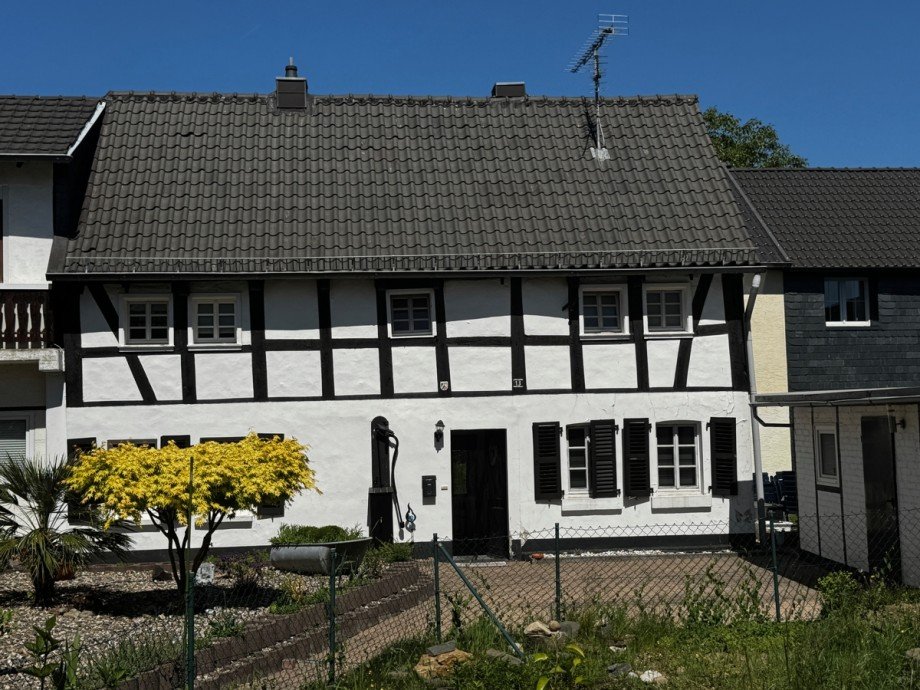 Hausansicht Doppelhaush�lfte Sankt Augustin