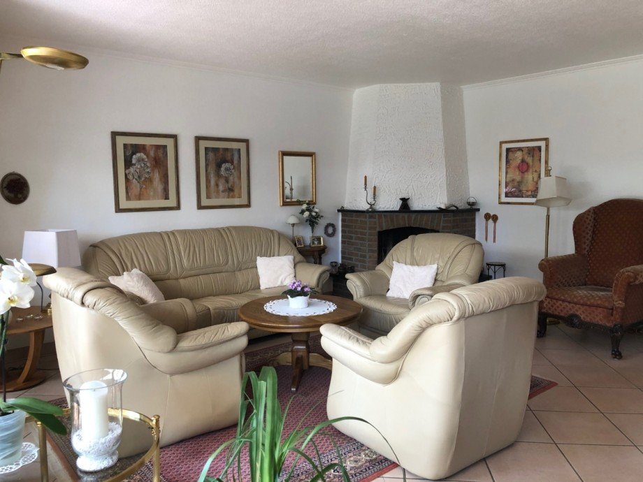 Ansicht Wohn,- Esszimmer Doppelhaush�lfte Sankt Augustin