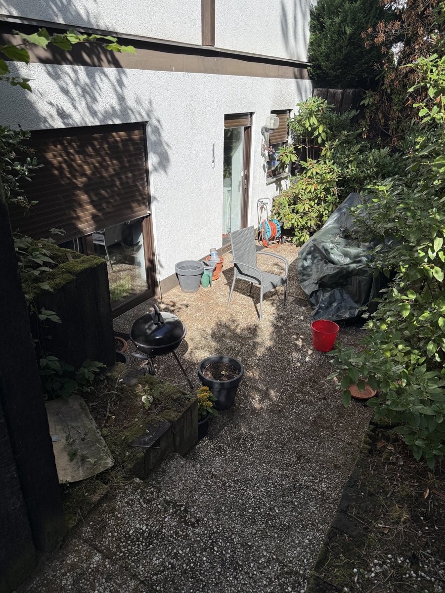 Ansicht Terrasse Souterrainwohnung Sankt Augustin