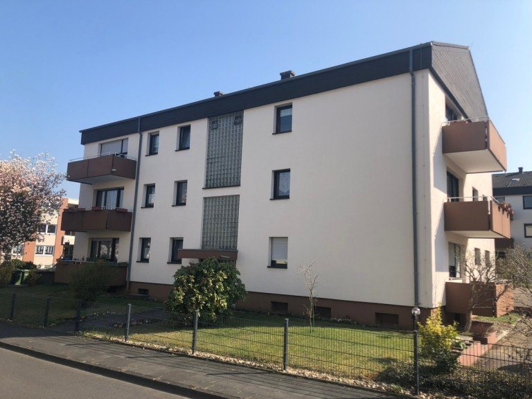 Hausansicht Sankt Augustin Etagenwohnung SANKT AUGUSTIN NIEDERBEG 1-2 Zimmer Appartement ca. 50 m� Wfl. K�che, Diele, Bad-WC, Balkon, Keller