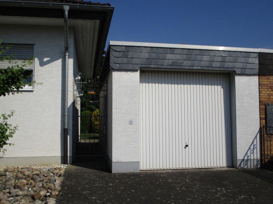 Ansicht Garage mit separatem Zugang Bungalow Sankt Augustin / Hangelar