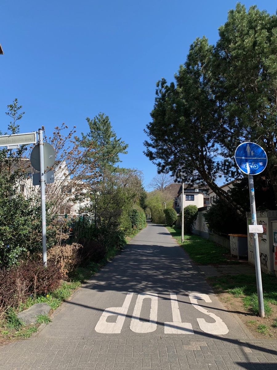 Weg zum Rhein Etagenwohnung Bonn Beuel