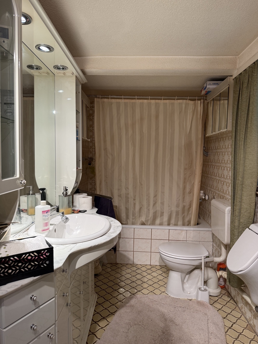 Badezimmer im EG Einfamilienhaus Troisdorf