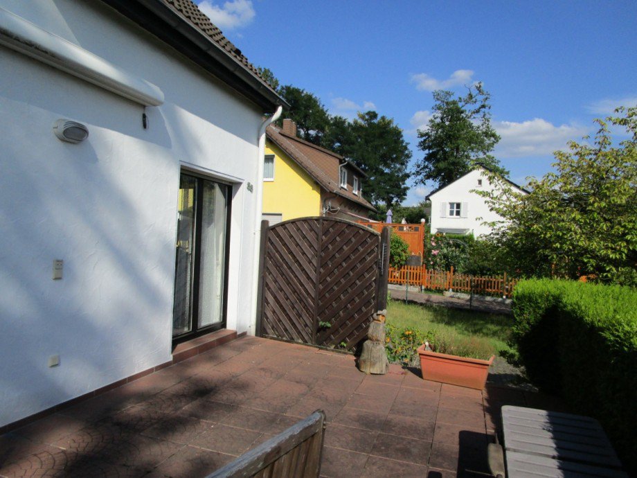 Terrasse Doppelhaush�lfte Siegburg