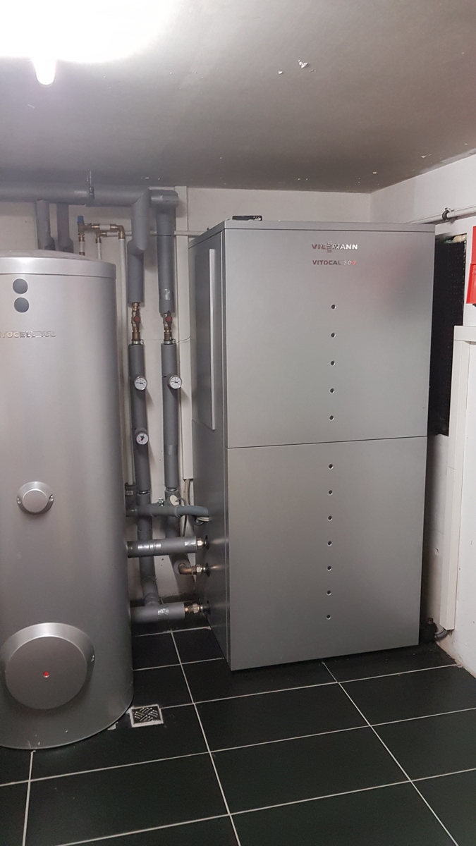 Heizungsanlage-Luft W�rmepumpe Einfamilienhaus Bad Honnef